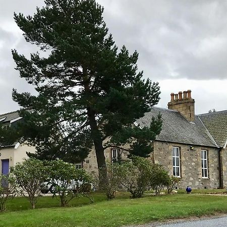 Dava School House Bed & Breakfast Grantown-on-Spey ภายนอก รูปภาพ
