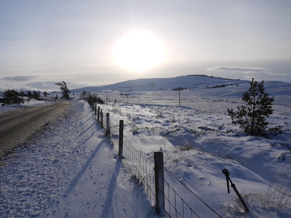 Dava School House Bed & Breakfast Grantown-on-Spey ภายนอก รูปภาพ