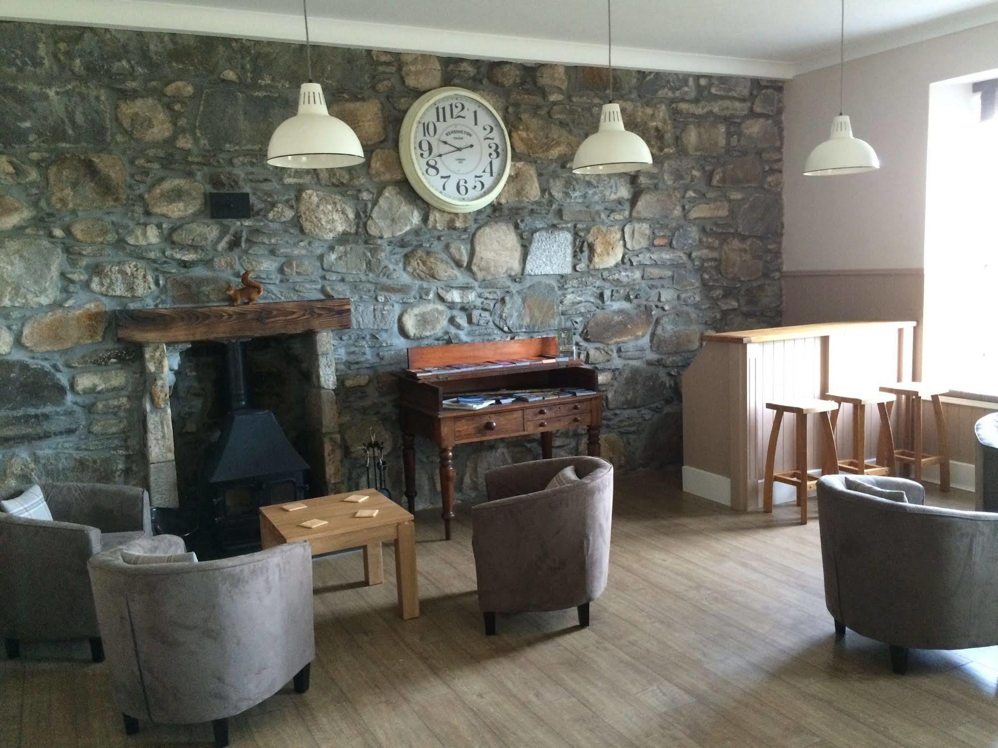 Dava School House Bed & Breakfast Grantown-on-Spey ภายนอก รูปภาพ